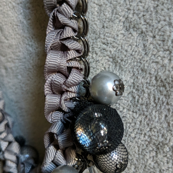 Gray color Cara n.c. necklace - Picture 7 of 10